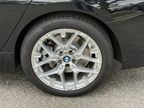 Used 2025 BMW 330i Sedan w/ Premium Package image 14