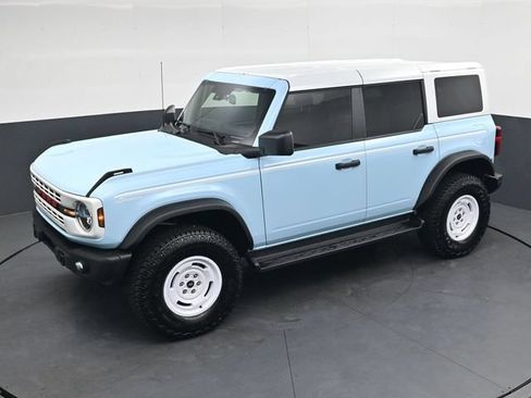 Used 2025 Ford Bronco Heritage Edition AWD/4WD image 29