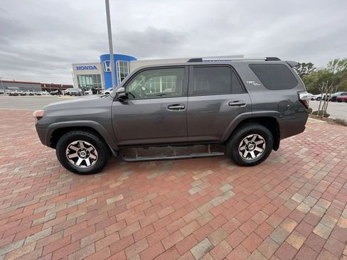 Used 2018 Toyota 4Runner TRD Off-Road Premium image 28