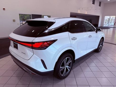 Used 2024 Lexus RX 350 Premium w/ Convenience Package FWD image 8