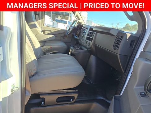 New 2025 Chevrolet Express 2500 Work Van w/ Driver Convenience Package image 17