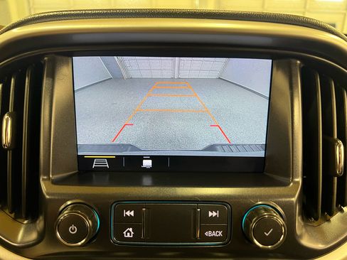 Used 2019 Chevrolet Colorado LT w/ Luxury Package, Chrome image 19