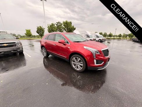 Used 2023 Cadillac XT5 Premium Luxury FWD image 3