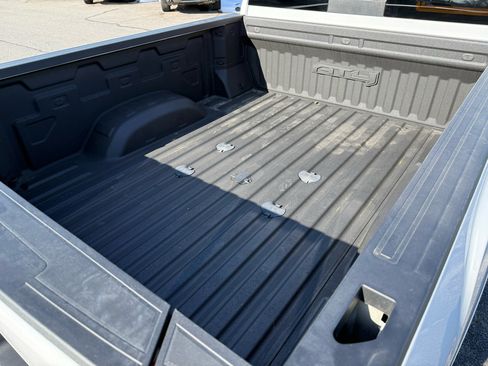 Used 2024 GMC Sierra 2500 AT4 w/ AT4 Premium Plus Package image 7