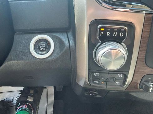 Used 2015 RAM 1500 Laramie w/ Convenience Group AWD/4WD image 28