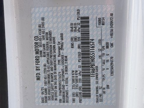 Certified 2025 Ford Mustang Coupe image 28