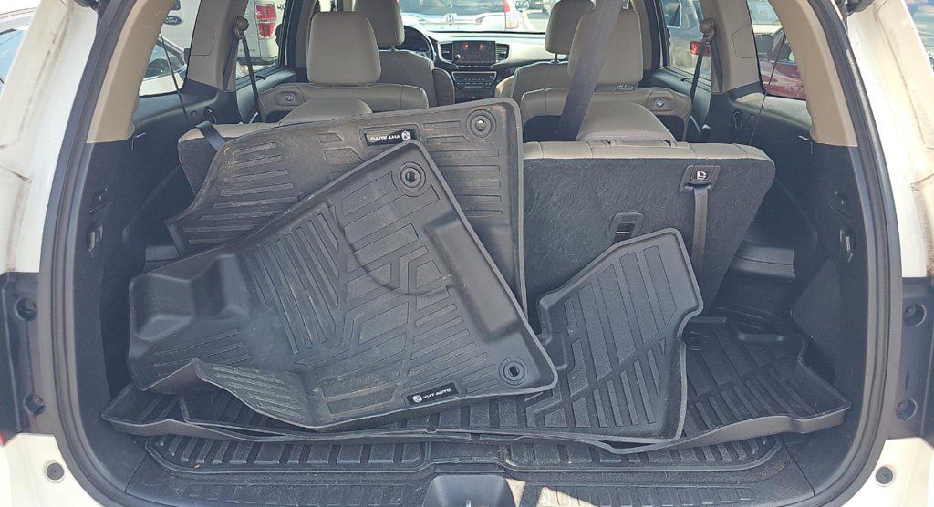 Used 2019 Honda Pilot Touring image 10