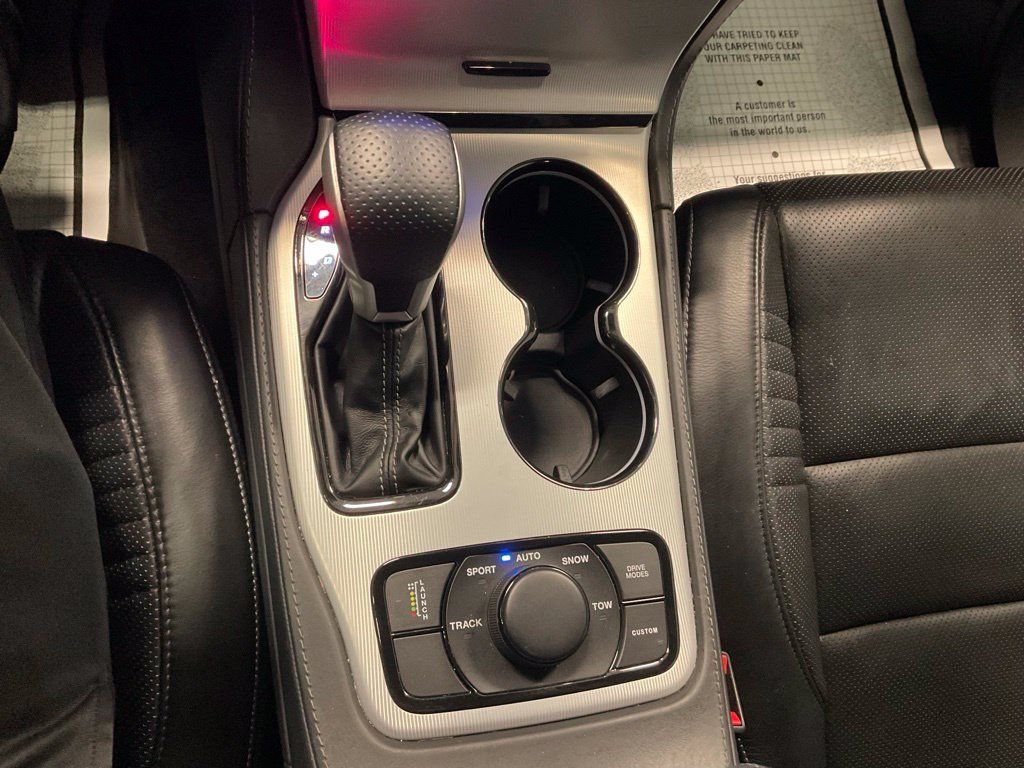 Used 2021 Jeep Grand Cherokee Trackhawk AWD/4WD image 18