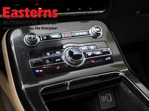 Used 2022 Lincoln Nautilus AWD w/ Premium Package image 20