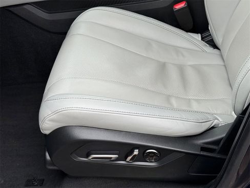 Used 2024 Acura MDX SH-AWD w/ Technology Package image 23