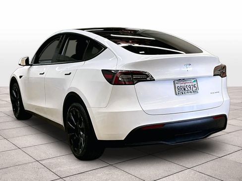Used 2020 Tesla Model Y Long Range AWD/4WD image 15