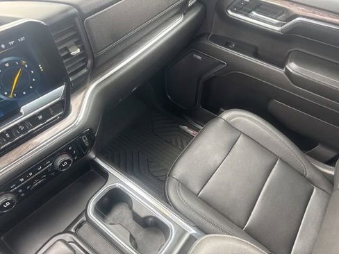 Used 2023 Chevrolet Silverado 1500 LTZ AWD/4WD image 13