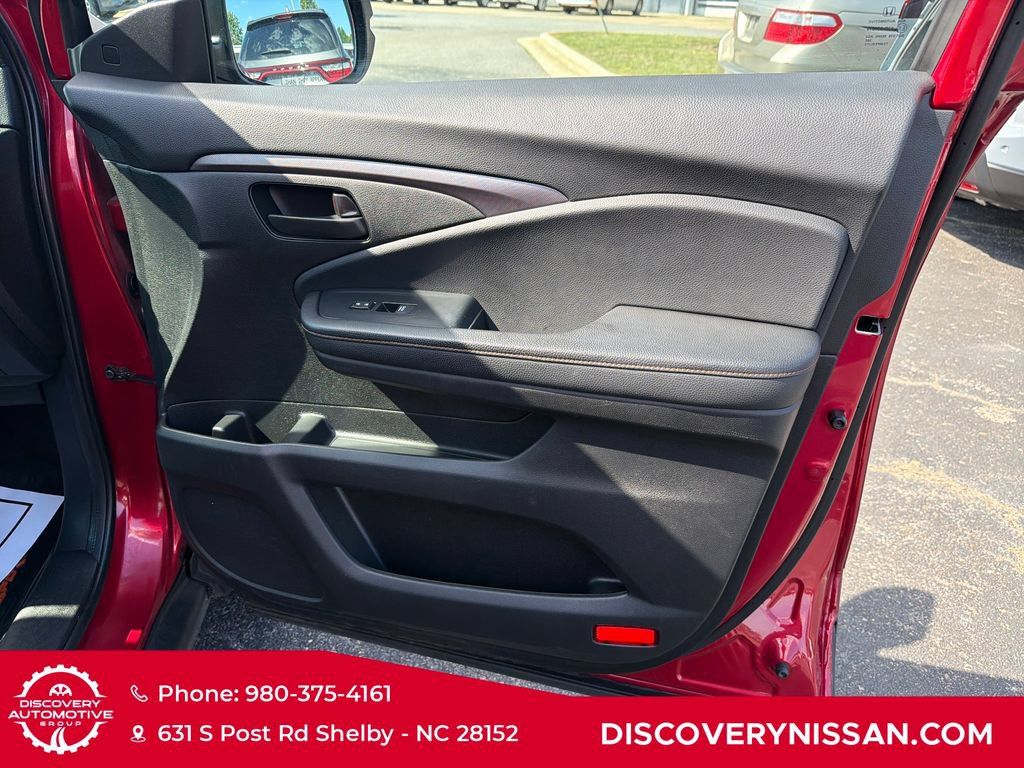 Used 2022 Honda Passport TrailSport image 40