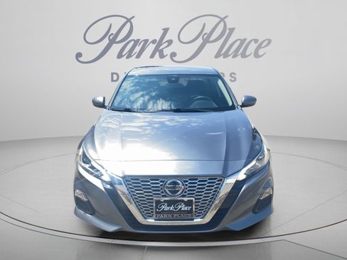Used 2021 Nissan Altima 2.5 SV AWD/4WD image 9