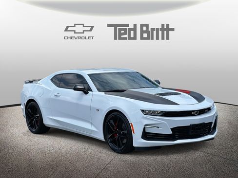 Used 2023 Chevrolet Camaro SS image 3