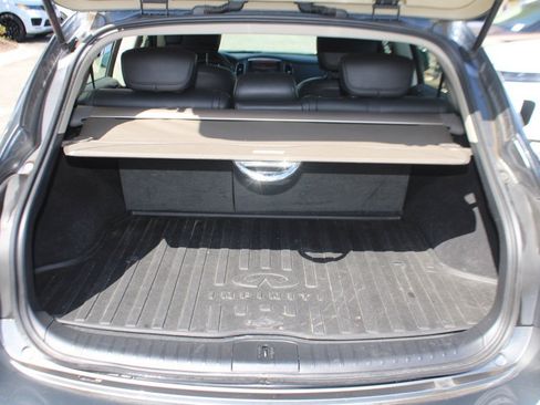 Used 2017 INFINITI QX50 AWD w/ Deluxe Touring Package image 37