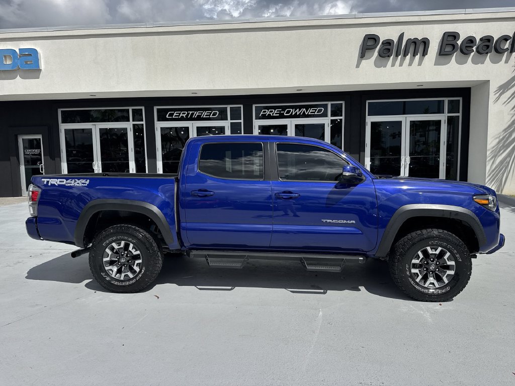 Used 2023 Toyota Tacoma TRD Off-Road w/ TRD Premium Off Road Package AWD/4WD image 5