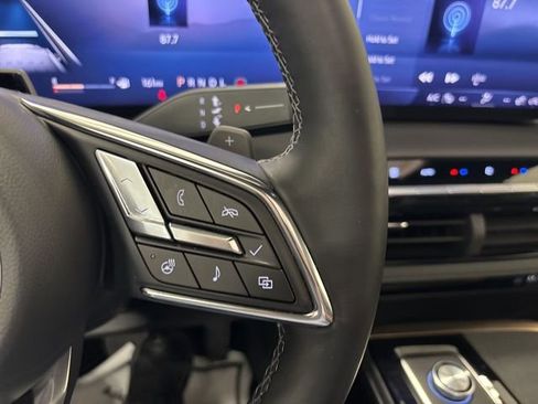 Used 2025 Buick Enclave Avenir w/ Super Cruise Package image 37