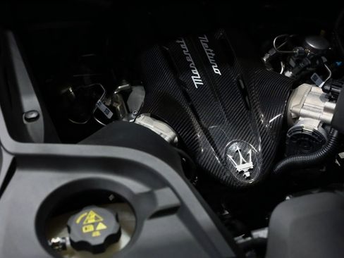 Used 2023 Maserati MC20 Coupe image 41