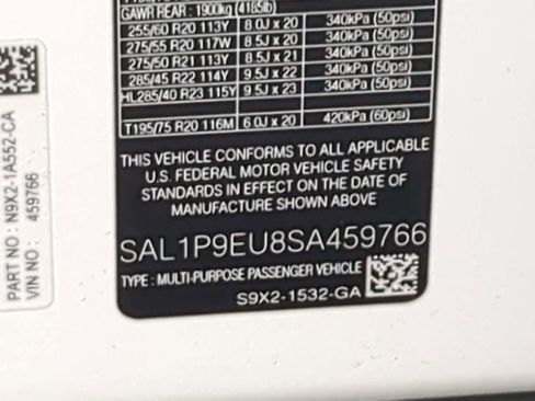 Used 2025 Land Rover Range Rover Sport SE image 39