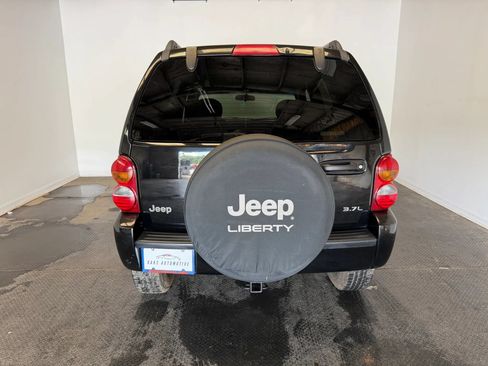 Used 2002 Jeep Liberty Limited AWD/4WD image 6