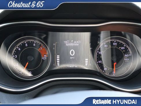 Used 2020 Jeep Cherokee Latitude Plus w/ Cold Weather Group AWD/4WD image 29