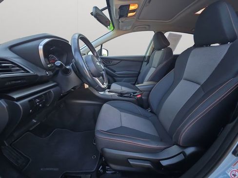 Used 2019 Subaru Crosstrek 2.0i Premium w/ Moonroof Package AWD/4WD image 10