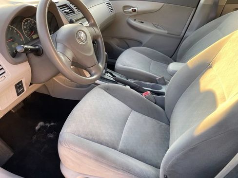Used 2009 Toyota Corolla LE FWD image 8