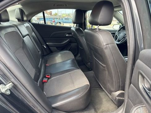 Used 2014 Chevrolet Malibu LT w/ Power Convenience Package image 10