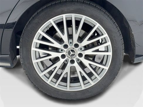 Used 2025 Mercedes-Benz CLA 250 image 55