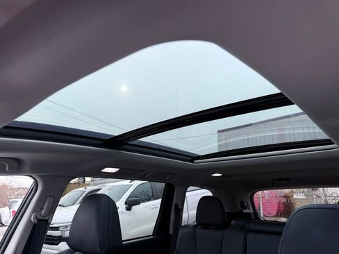 Certified 2025 Subaru Ascent Limited image 9