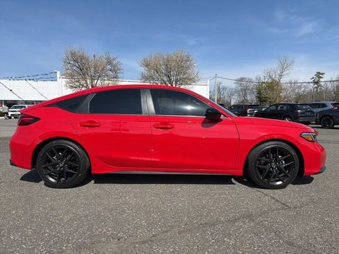 Used 2025 Honda Civic Sport image 4