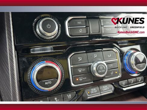 Used 2023 GMC Yukon XL Denali Ultimate image 27