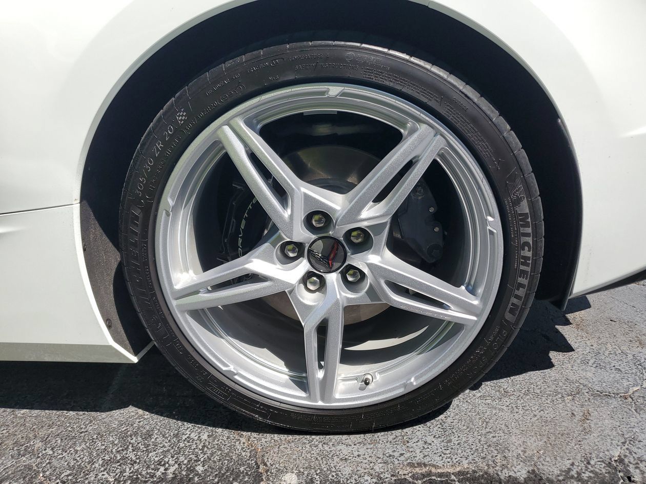 Used 2023 Chevrolet Corvette Stingray Convertible w/ Chrome Exterior Badge Package RWD image 5