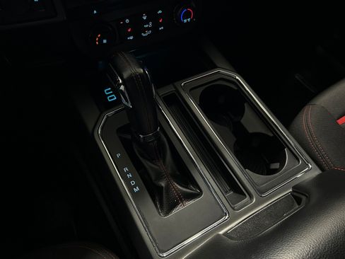 Used 2017 Ford F150 XLT w/ Equipment Group 302A Luxury image 9