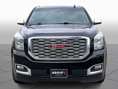 Used 2019 GMC Yukon Denali w/ Denali Ultimate Package image 3