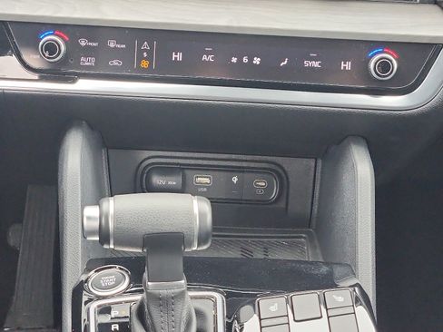 Used 2023 Kia Sportage X-Line w/ X-Line Premium Package image 18