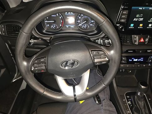 Used 2018 Hyundai Elantra GT w/ Style Package 02 FWD image 21