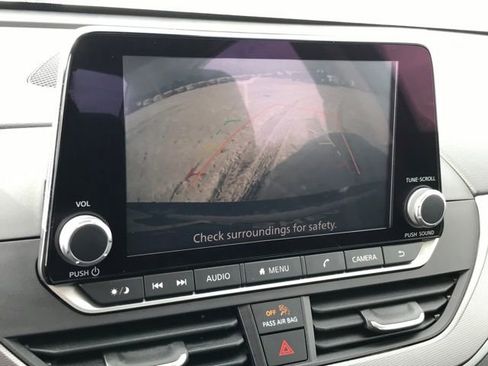 Used 2024 Nissan Altima 2.5 SR image 10