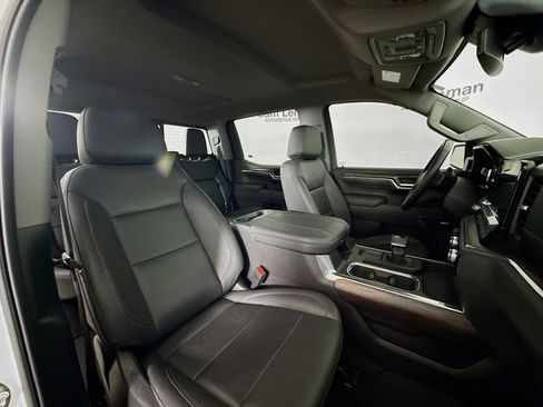 Used 2024 GMC Sierra 1500 SLT w/ SLT Premium Plus Package image 31