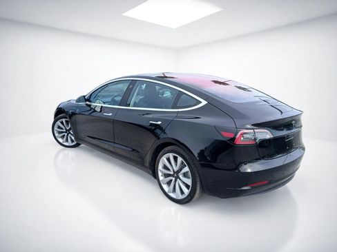 Used 2018 Tesla Model 3 Long Range RWD image 5