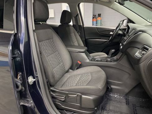 Used 2020 Chevrolet Equinox LT image 29