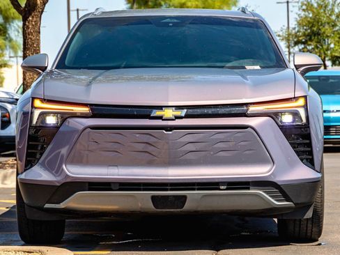 Used 2024 Chevrolet Blazer EV LT AWD/4WD image 4