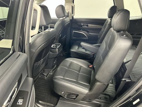 Used 2022 Kia Telluride EX w/ EX Premium Package AWD/4WD image 21