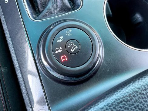 Used 2017 Ford Explorer Sport image 32