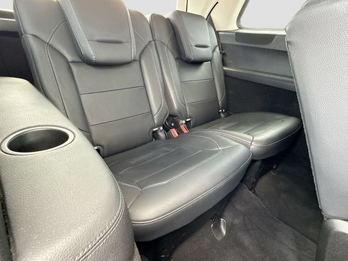 Used 2018 Mercedes-Benz GLS 550 4MATIC w/ Driver Assistance Package image 21
