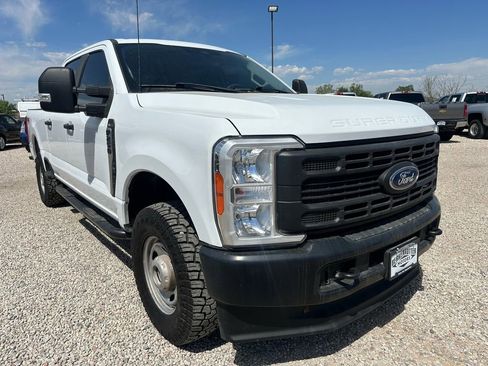 Used 2023 Ford F250 XL w/ XL Driver Assist Package AWD/4WD image 2