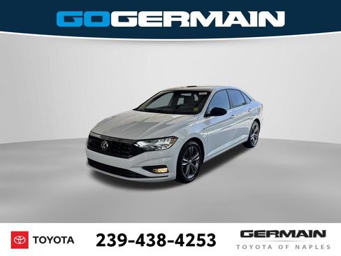 Used 2020 Volkswagen Jetta R-Line w/ R-Line Cold Weather Package FWD image 1