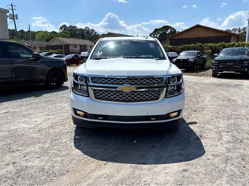Used 2018 Chevrolet Tahoe LT w/ LT Signature Package image 2
