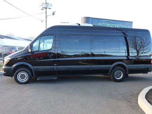 Used 2016 Mercedes-Benz Sprinter 3500 image 2